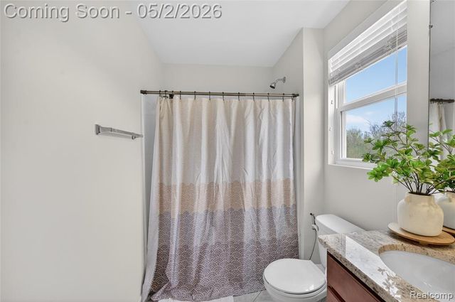 48207 Isabella Way, Novi, MI 48374