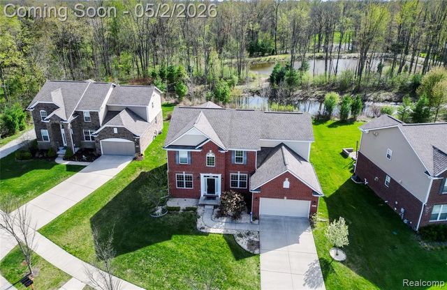 48207 Isabella Way, Novi, MI 48374