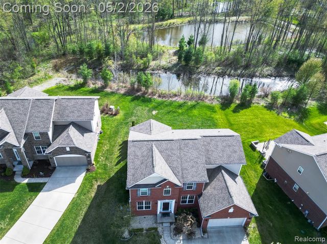 48207 Isabella Way, Novi, MI 48374