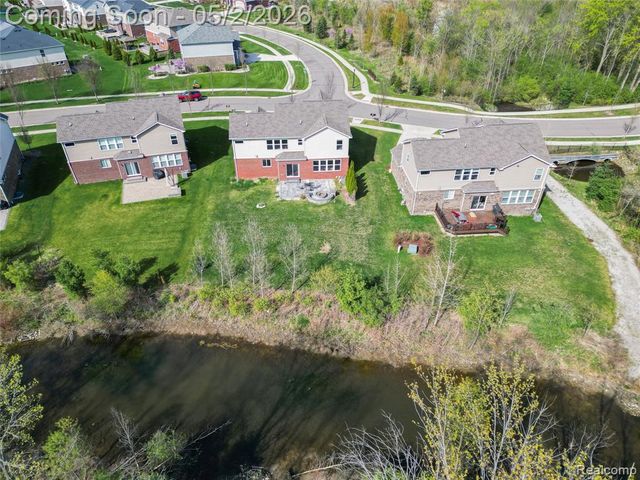 48207 Isabella Way, Novi, MI 48374