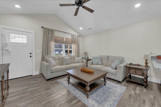 160 Marion Farms Drive, Kimball, TN 37347