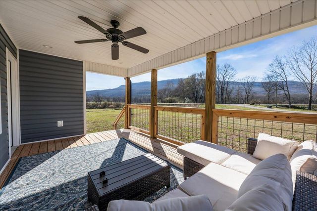 160 Marion Farms Drive, Kimball, TN 37347