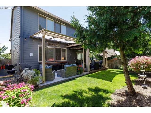19107 WINDMILL Dr, Oregon City, OR 97045
