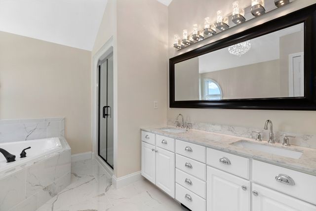1 Mark Dr, Fairhaven, MA 02719