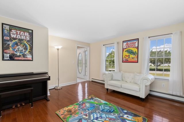 1 Mark Dr, Fairhaven, MA 02719
