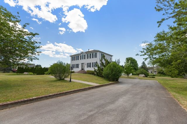 1 Mark Dr, Fairhaven, MA 02719