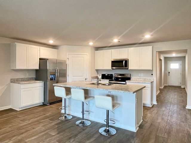 4581 E Coast Ln., Shallotte, NC 28470