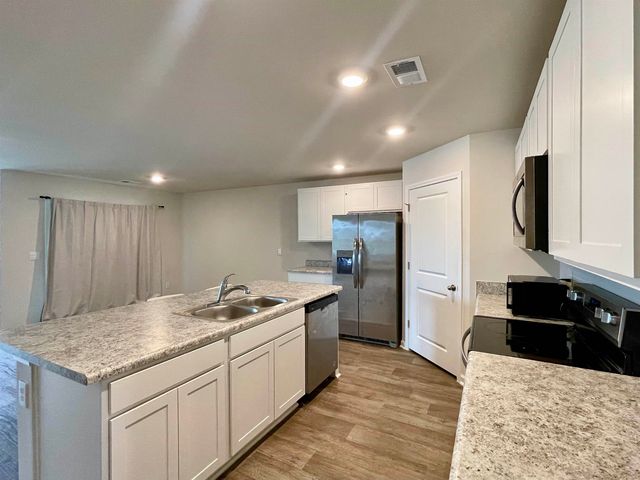 4581 E Coast Ln., Shallotte, NC 28470