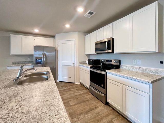 4581 E Coast Ln., Shallotte, NC 28470
