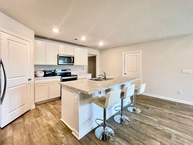 4581 E Coast Ln., Shallotte, NC 28470
