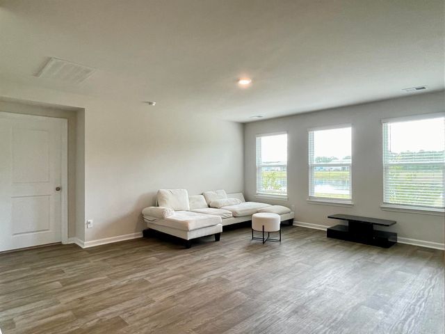 4581 E Coast Ln., Shallotte, NC 28470