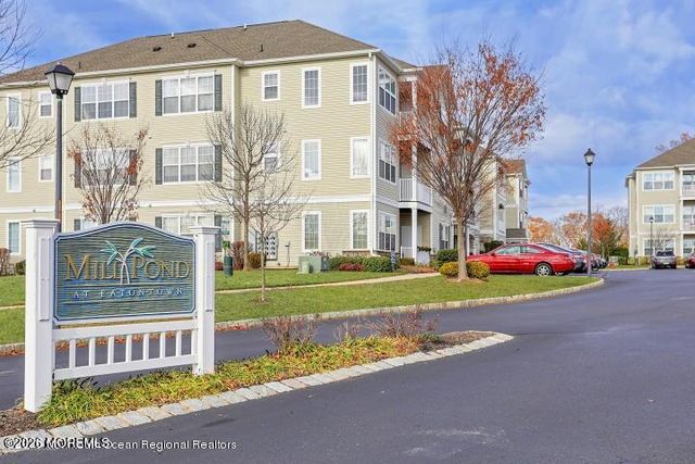 138 Mill Pond Way, Eatontown, NJ 07724