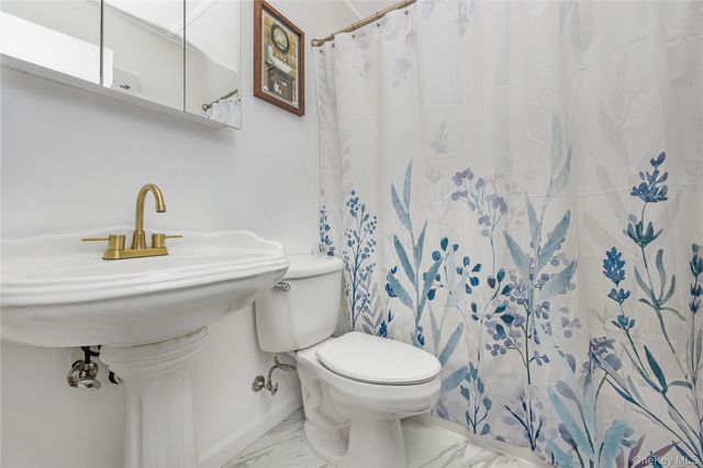 31 Dena Drive, Blue Point, NY 11715