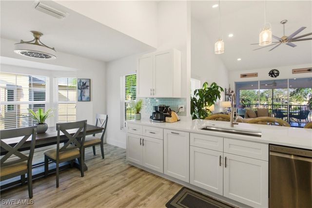 688 Wiggins Lake DR 201, Naples, FL 34110