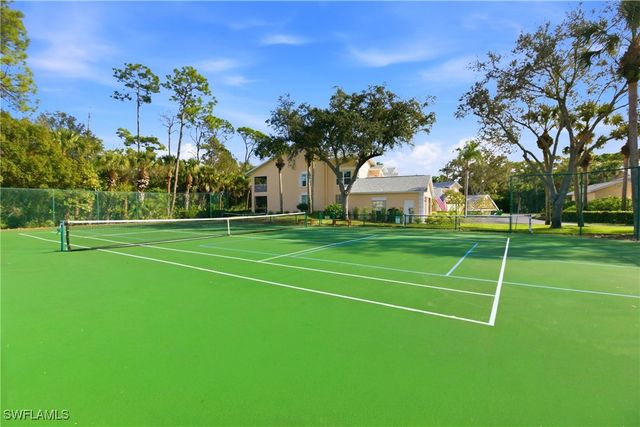 688 Wiggins Lake DR 201, Naples, FL 34110