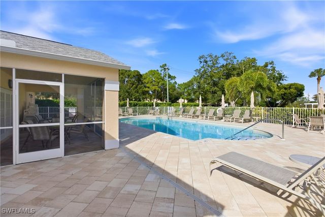 688 Wiggins Lake DR 201, Naples, FL 34110