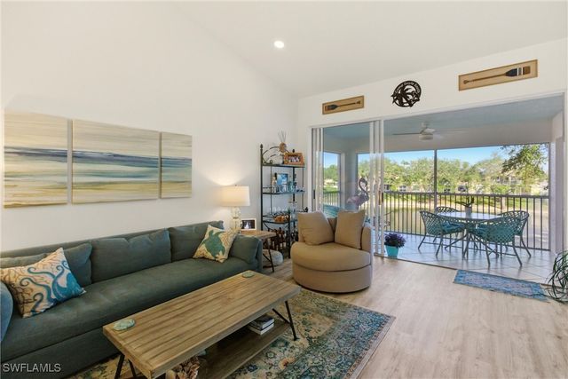 688 Wiggins Lake DR 201, Naples, FL 34110