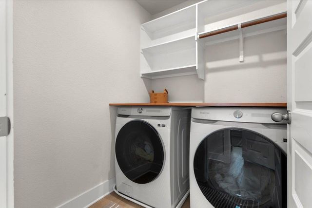 7210 Travertine Spring DR 97, Austin, TX 78744