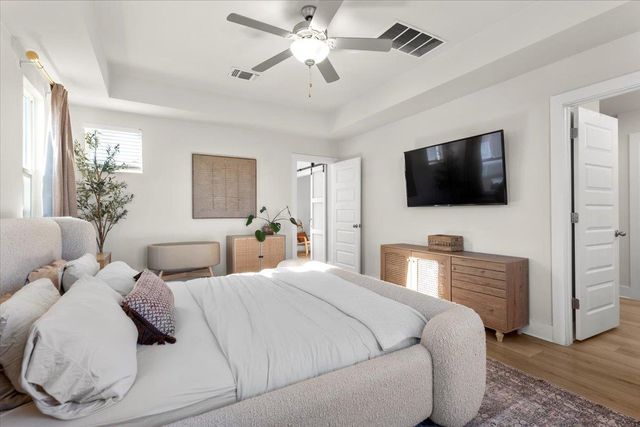 7210 Travertine Spring DR 97, Austin, TX 78744