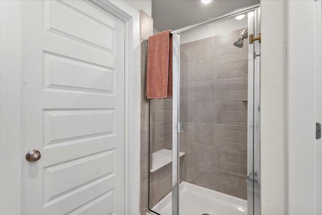 7210 Travertine Spring DR 97, Austin, TX 78744