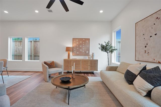 317 Palmer Street, Houston, TX 77003