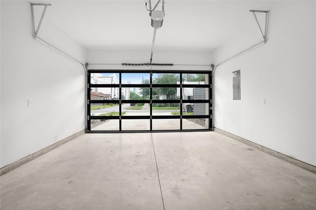 317 Palmer Street, Houston, TX 77003