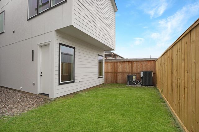 317 Palmer Street, Houston, TX 77003