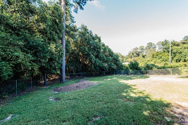 613 McArthur Boulevard, Warner Robins, GA 31093