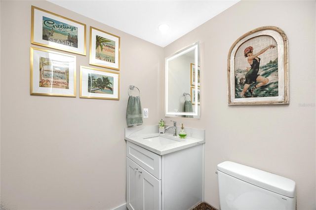 329 MEDALLION BOULEVARD B, Madeira Beach, FL 33708