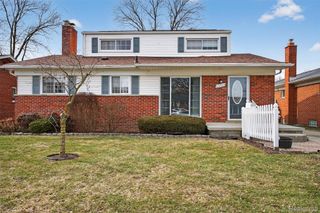 29369 Shackett Avenue, Madison Heights, MI 48071