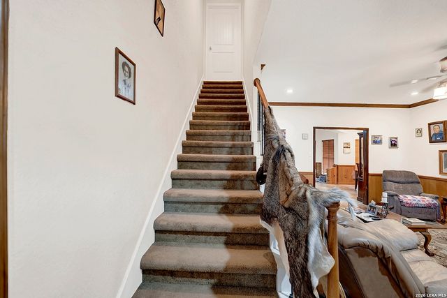 3283 Hartfield, La Vernia, TX 78121