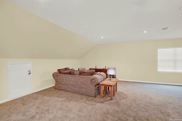 3283 Hartfield, La Vernia, TX 78121