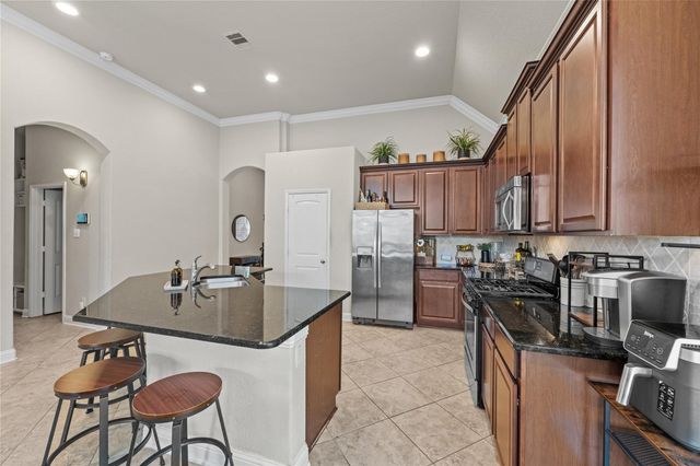 2005 Sunset Terrace Lane, Pearland, TX 77089