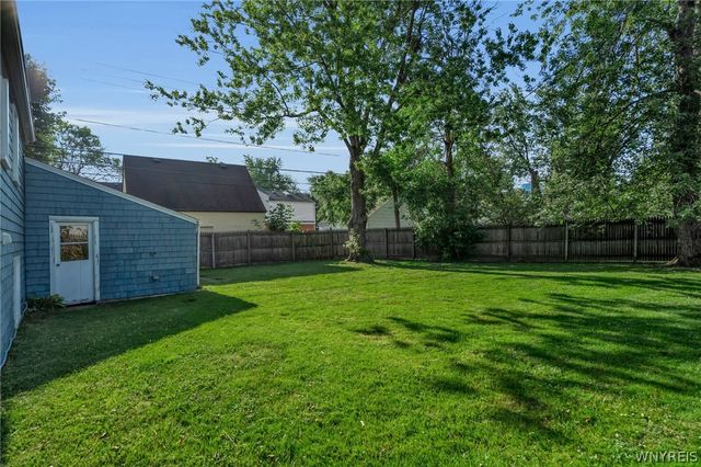 253 Lorfield Drive, Amherst, NY 14226