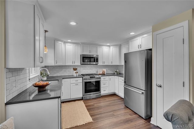 253 Lorfield Drive, Amherst, NY 14226
