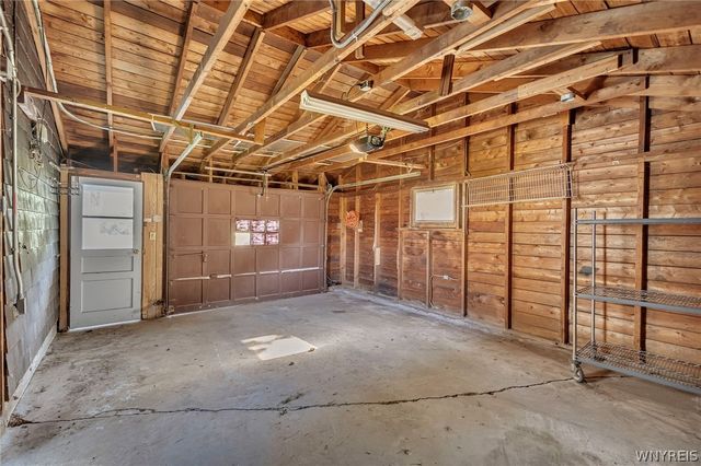 253 Lorfield Drive, Amherst, NY 14226