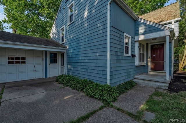 253 Lorfield Drive, Amherst, NY 14226