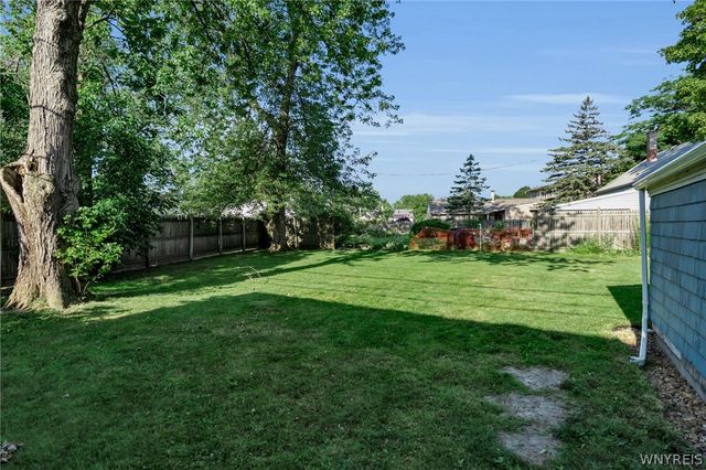 253 Lorfield Drive, Amherst, NY 14226