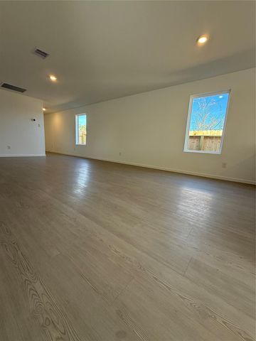 14896 N Ascot Bend Cir, Conroe, TX 77306