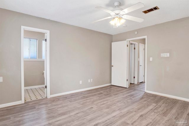 7805 Hearthstone Cir, Pensacola, FL 32506