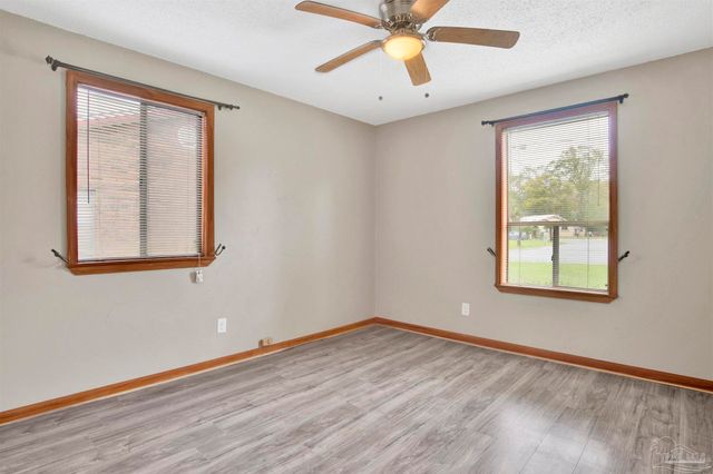 7805 Hearthstone Cir, Pensacola, FL 32506