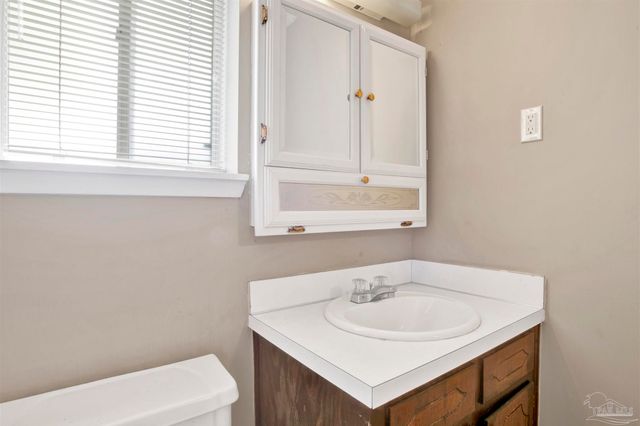 7805 Hearthstone Cir, Pensacola, FL 32506