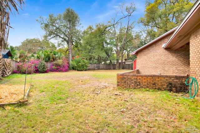 7805 Hearthstone Cir, Pensacola, FL 32506