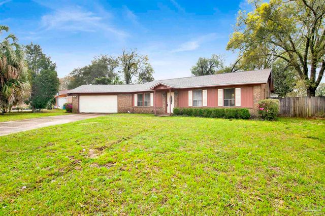 7805 Hearthstone Cir, Pensacola, FL 32506