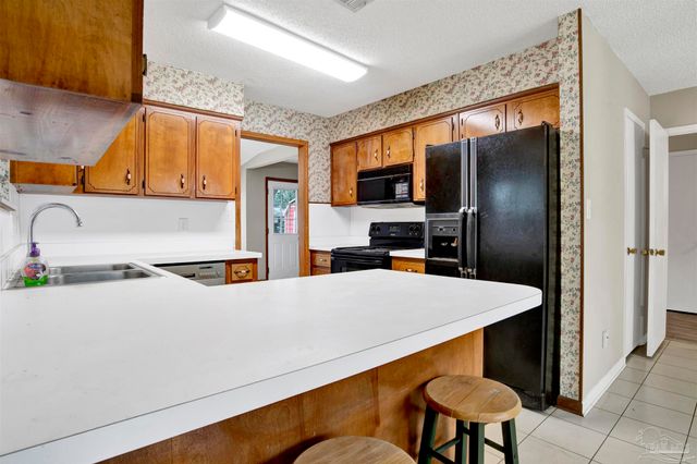 7805 Hearthstone Cir, Pensacola, FL 32506