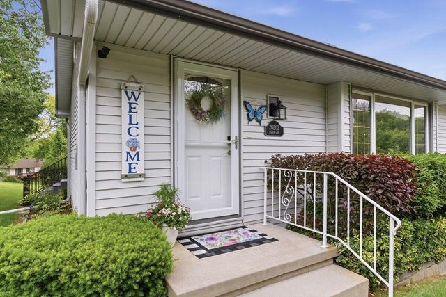 20202 STEVEN Lane, Council Bluffs, IA 51503