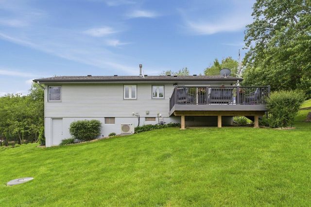 20202 STEVEN Lane, Council Bluffs, IA 51503