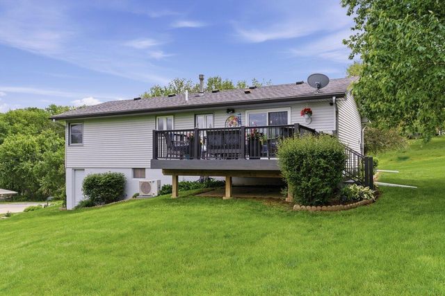20202 STEVEN Lane, Council Bluffs, IA 51503