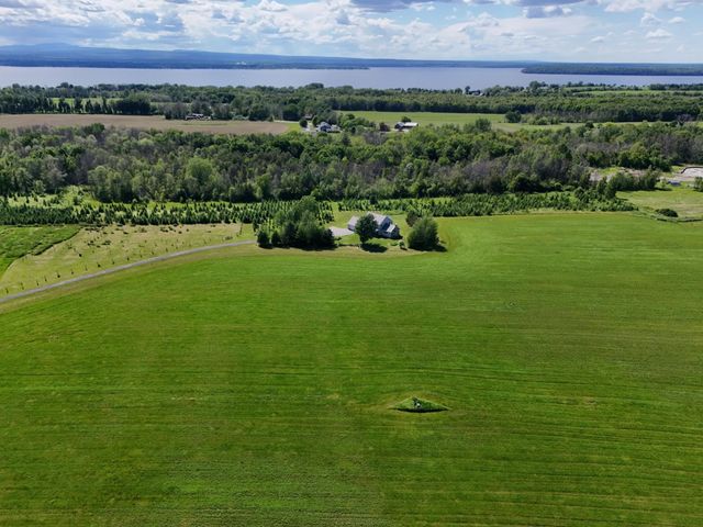 2687 US Route 2, North Hero, VT 05474