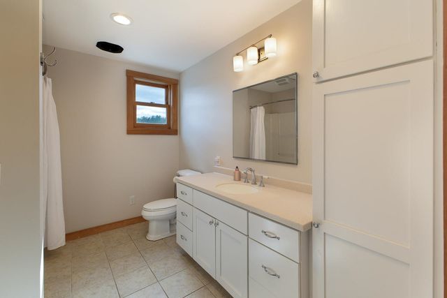 2687 US Route 2, North Hero, VT 05474
